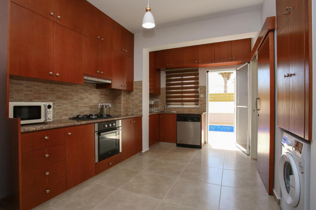 Star House Villa Paphos Exteriör bild